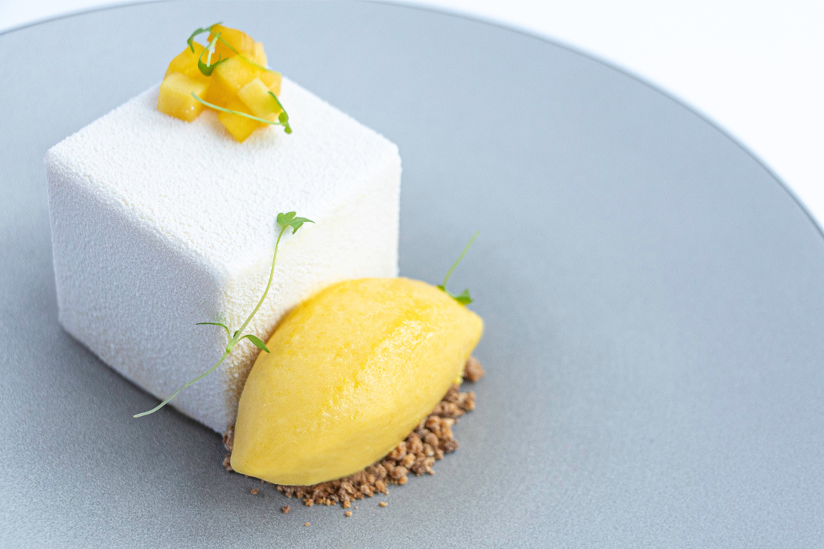 Horse & Groom, East Ashling, Food