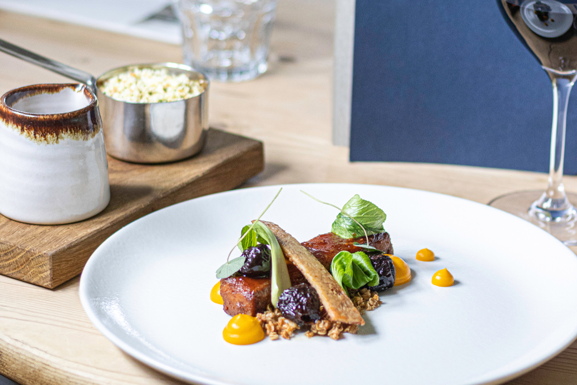 Horse & Groom, East Ashling, Food